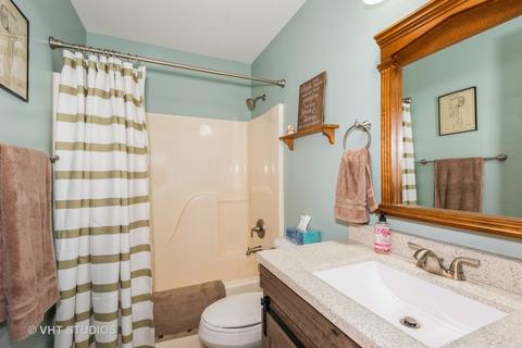 6506 Klinger Ln, Plainfield, IL 60586 photo 9