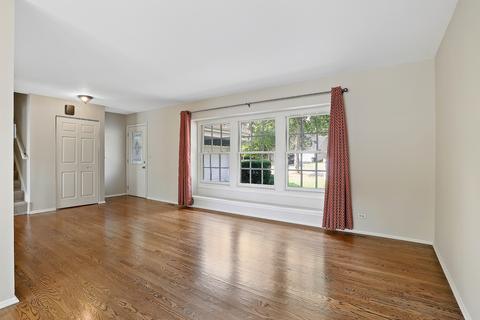 372 Cedarbrook Rd, Naperville, IL 60565 photo 12