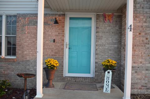 1102 Lockenvitz Ln #4, Bloomington, IL 61704 photo 2