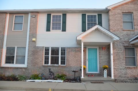 1102 Lockenvitz Ln #4, Bloomington, IL 61704 photo 1