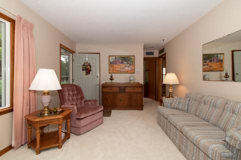 811 Livingston Dr, Normal, IL 61761 photo 7