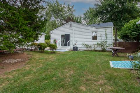 811 Livingston Dr, Normal, IL 61761 photo 34