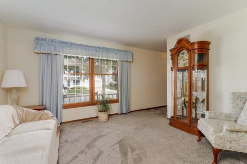 1711 Fairfield Dr, Normal, IL 61761 photo 5