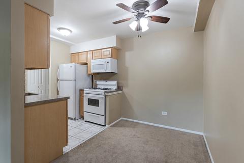 1500 Robin Cir #105, Hoffman Estates, IL 60169 photo 7