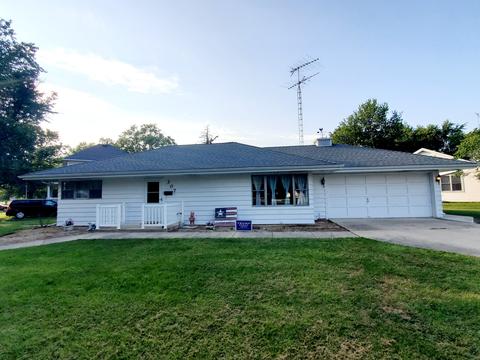 307 E Fine St, Ashkum, IL 60911 photo 1