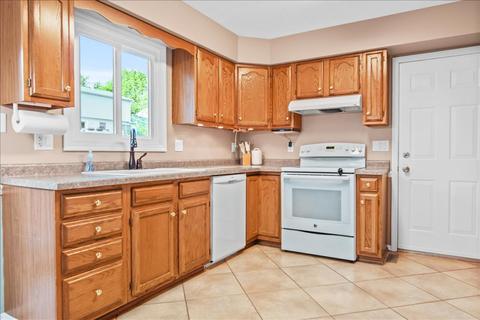 4 Boardwalk Cir, Bloomington, IL 61701 photo 5