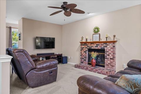 4 Boardwalk Cir, Bloomington, IL 61701 photo 9