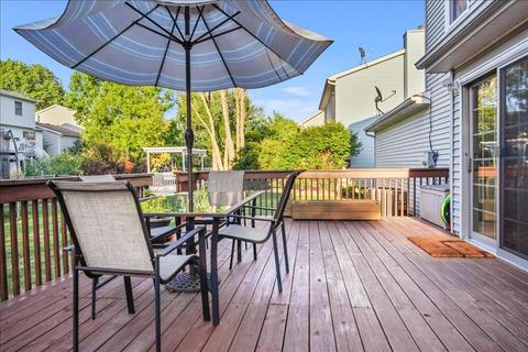 4 Boardwalk Cir, Bloomington, IL 61701 photo 3