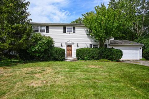 26 W286 Blackhawk Dr, Wheaton, IL 60189 photo 1