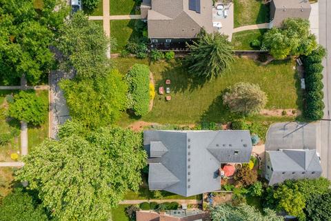 715 N Center St, Naperville, IL 60563 photo 5