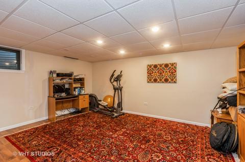 541 Dulles Rd, Des Plaines, IL 60016 photo 17