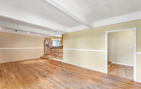 8 Woodbine Rd, Rolling Meadows, IL 60008 photo 5