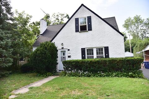 1107 Hazel Ave, Deerfield, IL 60015 photo 1