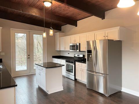 1006 Oak Ln, Algonquin, IL 60102 photo 3