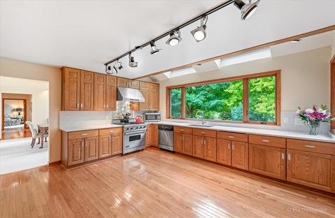 245 Perth Rd, Cary, IL 60013 photo 14
