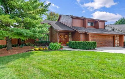 245 Perth Rd, Cary, IL 60013 photo 2