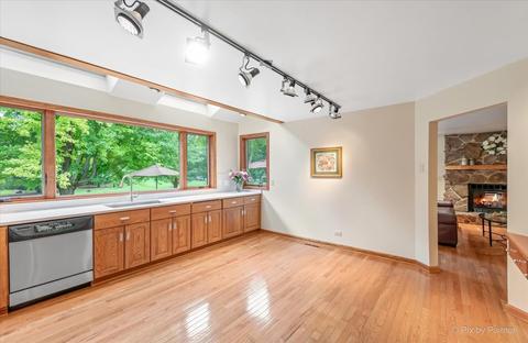 245 Perth Rd, Cary, IL 60013 photo 15