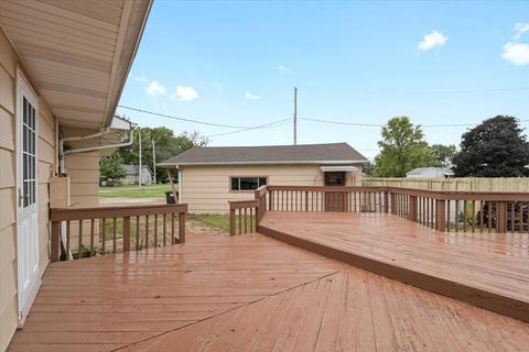 301 English St, Sidell, IL 61876 photo 8