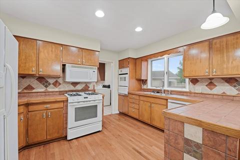 301 English St, Sidell, IL 61876 photo 11