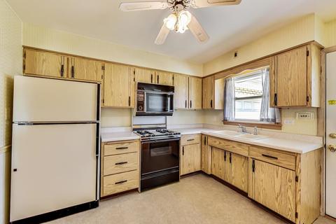 258 W Parkview Dr, Addison, IL 60101 photo 3