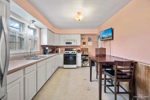79 N Mclean Blvd, Elgin, IL 60123 photo 7