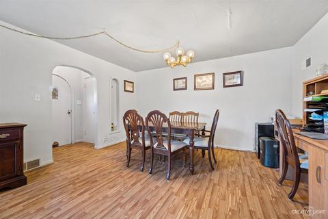 79 N Mclean Blvd, Elgin, IL 60123 photo 6