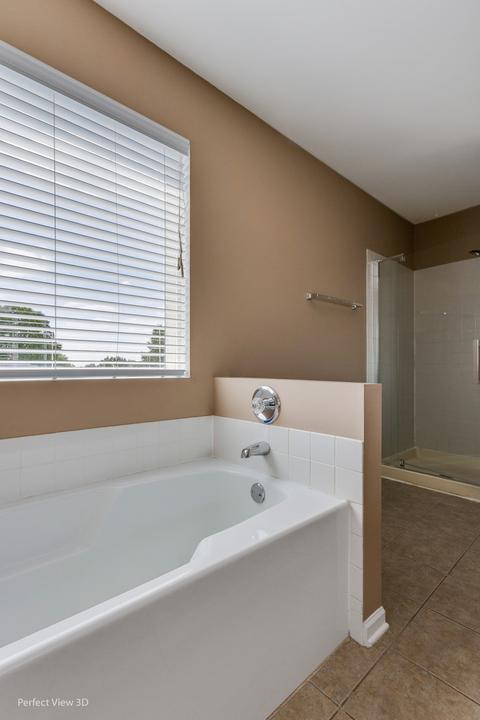 1999 Ridgemore Dr, Bartlett, IL 60103 photo 24