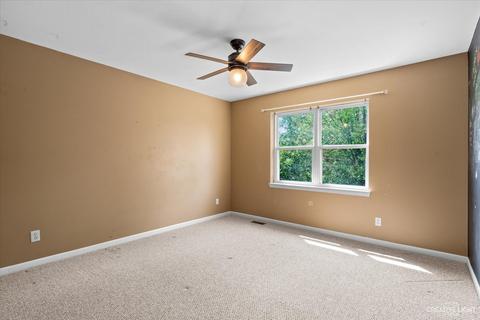 39 W180 E Mallory Dr, Geneva, IL 60134 photo 16
