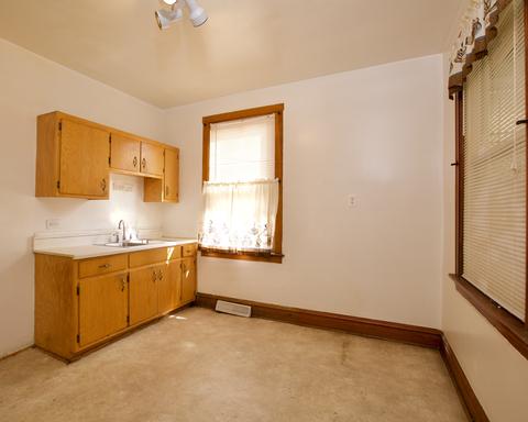 6936 S Talman Ave, Chicago, IL 60629 photo 4