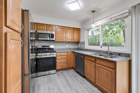 1992 Brighton Ln, Hoffman Estates, IL 60169 photo 13