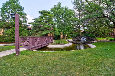 1733 Harrow Ct #D, Wheaton, IL 60189 photo 15