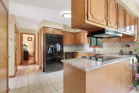 20112 Mohawk Trl, Olympia Fields, IL 60461 photo 7