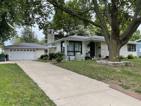 774 Watson Dr, Genoa, IL 60135 photo 1