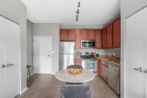 1 E 8th St #304, Chicago, IL 60605 photo 3