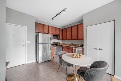 1 E 8th St #304, Chicago, IL 60605 photo 9