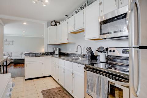 719 S Merle Ln, Wheeling, IL 60090 photo 11