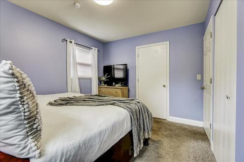 717 Sullivan Rd, Aurora, IL 60506 photo 14