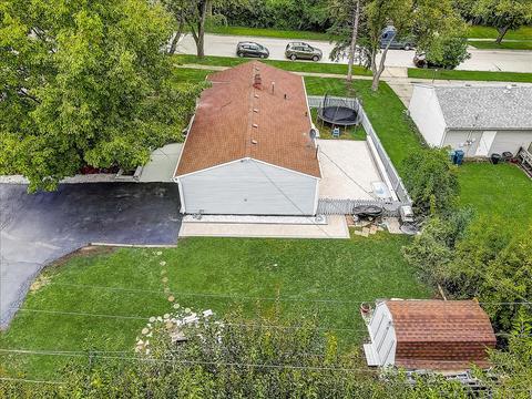 717 Sullivan Rd, Aurora, IL 60506 photo 23