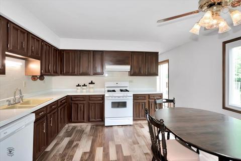 15312 Maple Dr, Oak Forest, IL 60452 photo 11