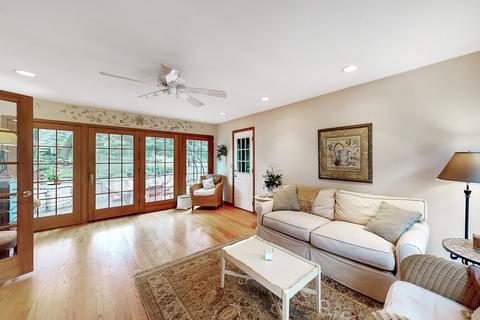 76 Carrol Gate Rd, Wheaton, IL 60189 photo 28