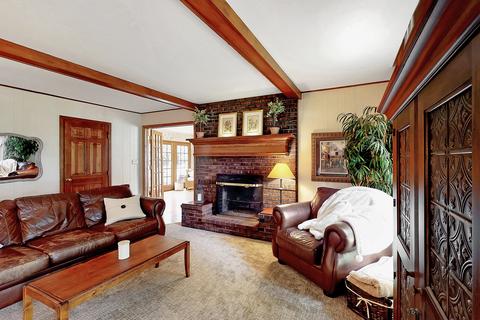 76 Carrol Gate Rd, Wheaton, IL 60189 photo 7