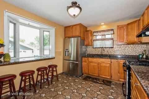 408 E Drake Ave, Addison, IL 60101 photo 10