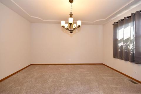 329 Plainview Dr, Bolingbrook, IL 60440 photo 7