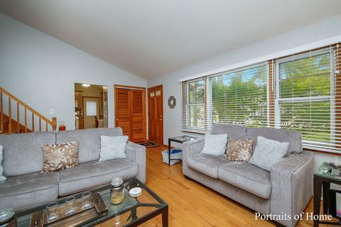 1108 Elm St, Wheaton, IL 60189 photo 4