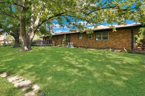 106 N Regency Dr, Bloomington, IL 61701 photo 35