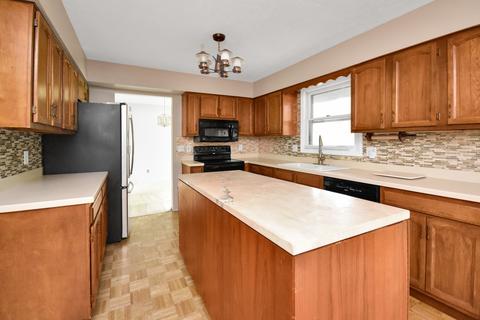 106 N Regency Dr, Bloomington, IL 61701 photo 12
