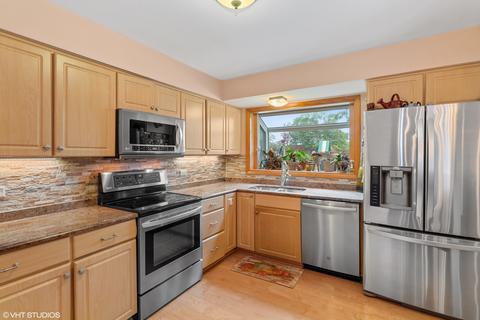 2188 Adams St, Rolling Meadows, IL 60008 photo 10