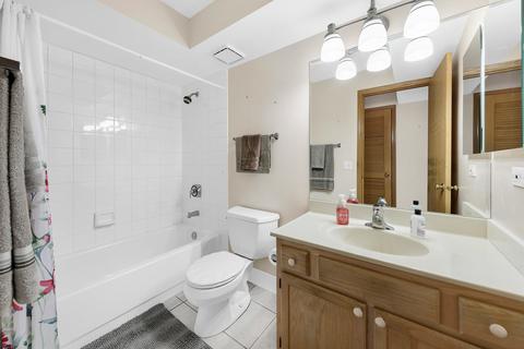 1600 E Thacker St #311, Des Plaines, IL 60016 photo 9