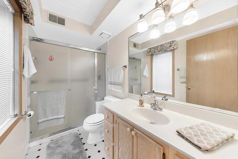1600 E Thacker St #311, Des Plaines, IL 60016 photo 7