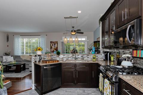 642 Arbor Cir, Lakemoor, IL 60051 photo 4